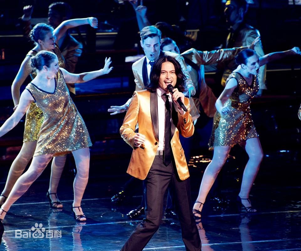 最全刘令飞(Liam)在《极致百老汇》中的壁纸