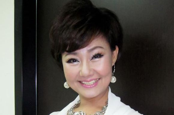 高清吕雪凤性感图片