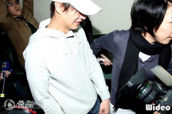 杨士萱(Julian)出席活动壁纸壁纸