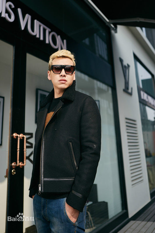 杨森《相爱穿梭千年》剧照