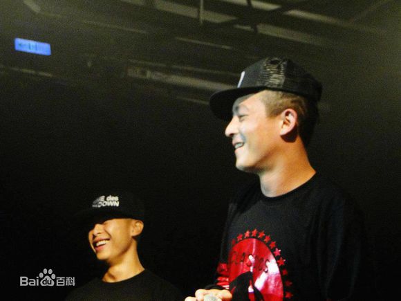 姚中仁(MC Hotdog)2012.7.22贫民百万歌星发片派对素颜照相册