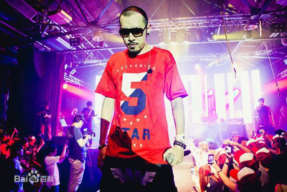 姚中仁(MC Hotdog)2012.7.22贫民百万歌星发片派对素颜照相册