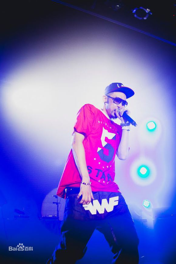 姚中仁(MC Hotdog)2012.7.22贫民百万歌星发片派对素颜照相册