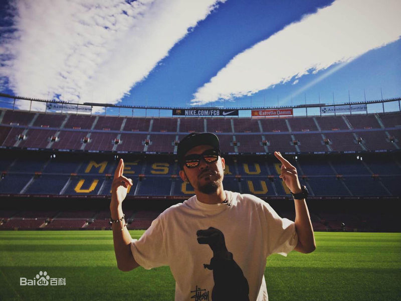 高清姚中仁(MC Hotdog)在《孤独星球的音乐孩子》中的图集