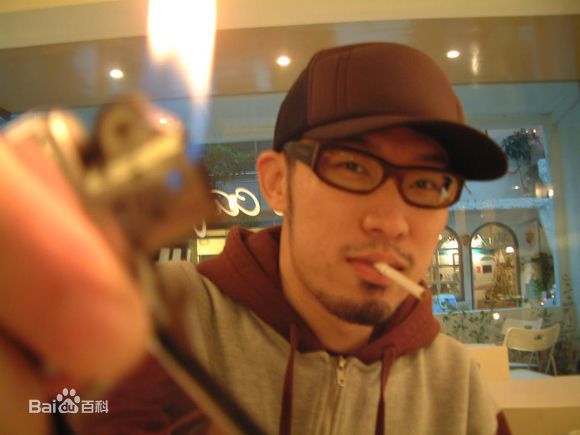 姚中仁(MC Hotdog)早期形象生活照