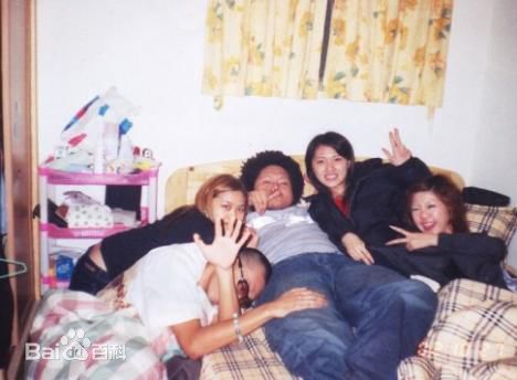 姚中仁(MC Hotdog)早期形象生活照