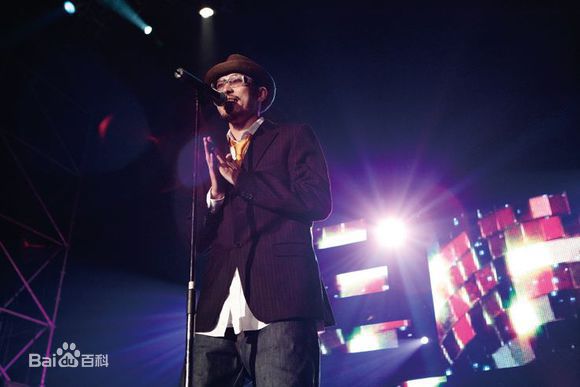 姚中仁(MC Hotdog)早期形象生活照