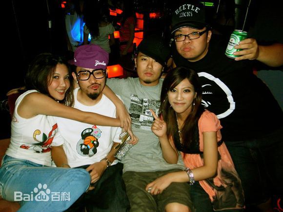 姚中仁(MC Hotdog)早期形象生活照