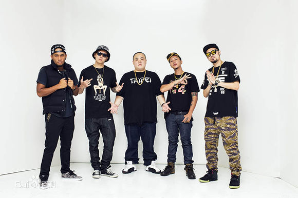 姚中仁(MC Hotdog)前后照片