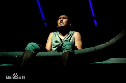 张隽溢张念骅性感图片图集