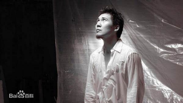 张隽溢张念骅性感图片图集