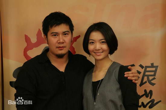 张隽溢出席活动性感图片壁纸