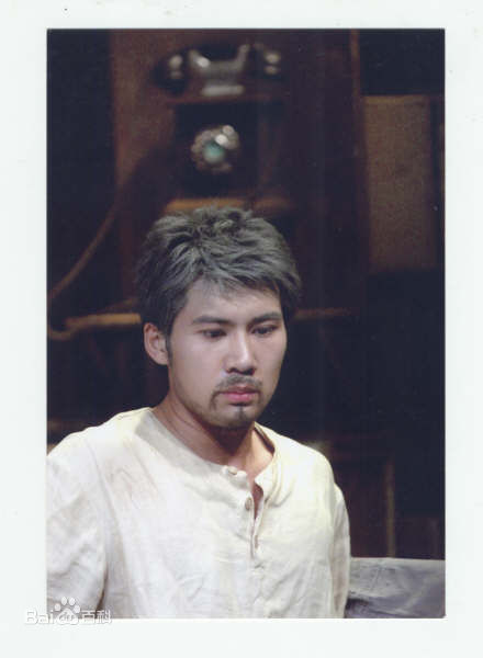 张隽溢演出照性感图片图集