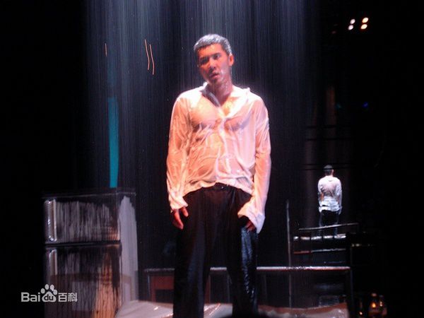 张隽溢演出照性感图片图集