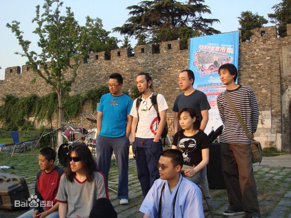 周云蓬出席活动前后照片