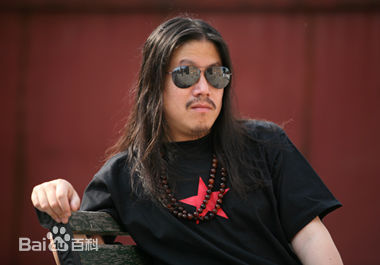 周云蓬出席活动前后照片