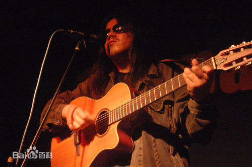 周云蓬前后照片