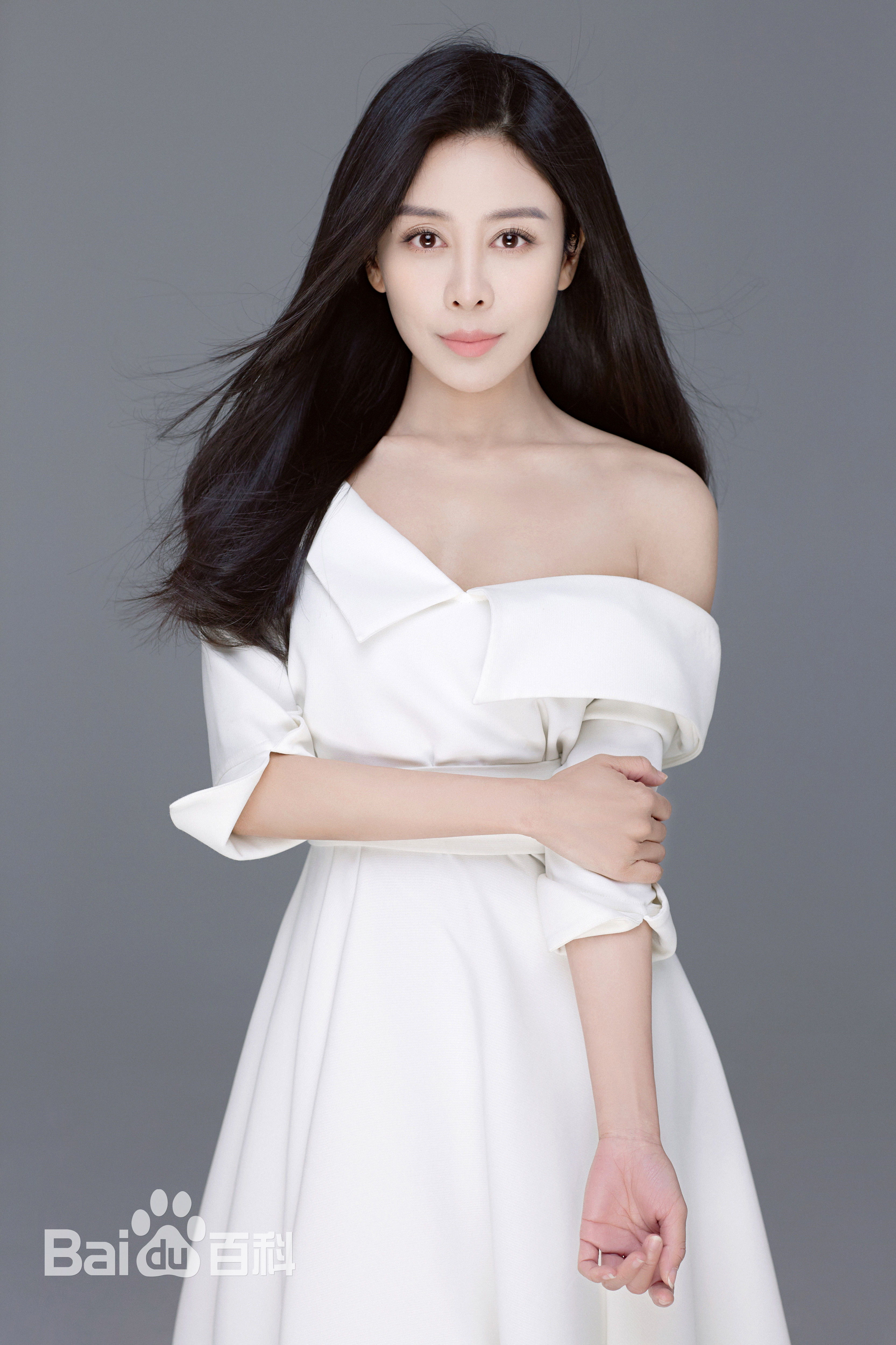 贾媛媛(YOLANDA JIA;JIAYUANYUAN)最新壁纸