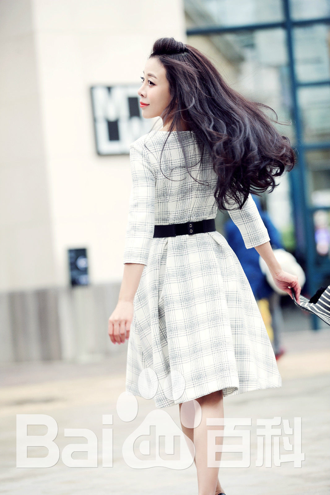 贾媛媛(YOLANDA JIA;JIAYUANYUAN)最新壁纸