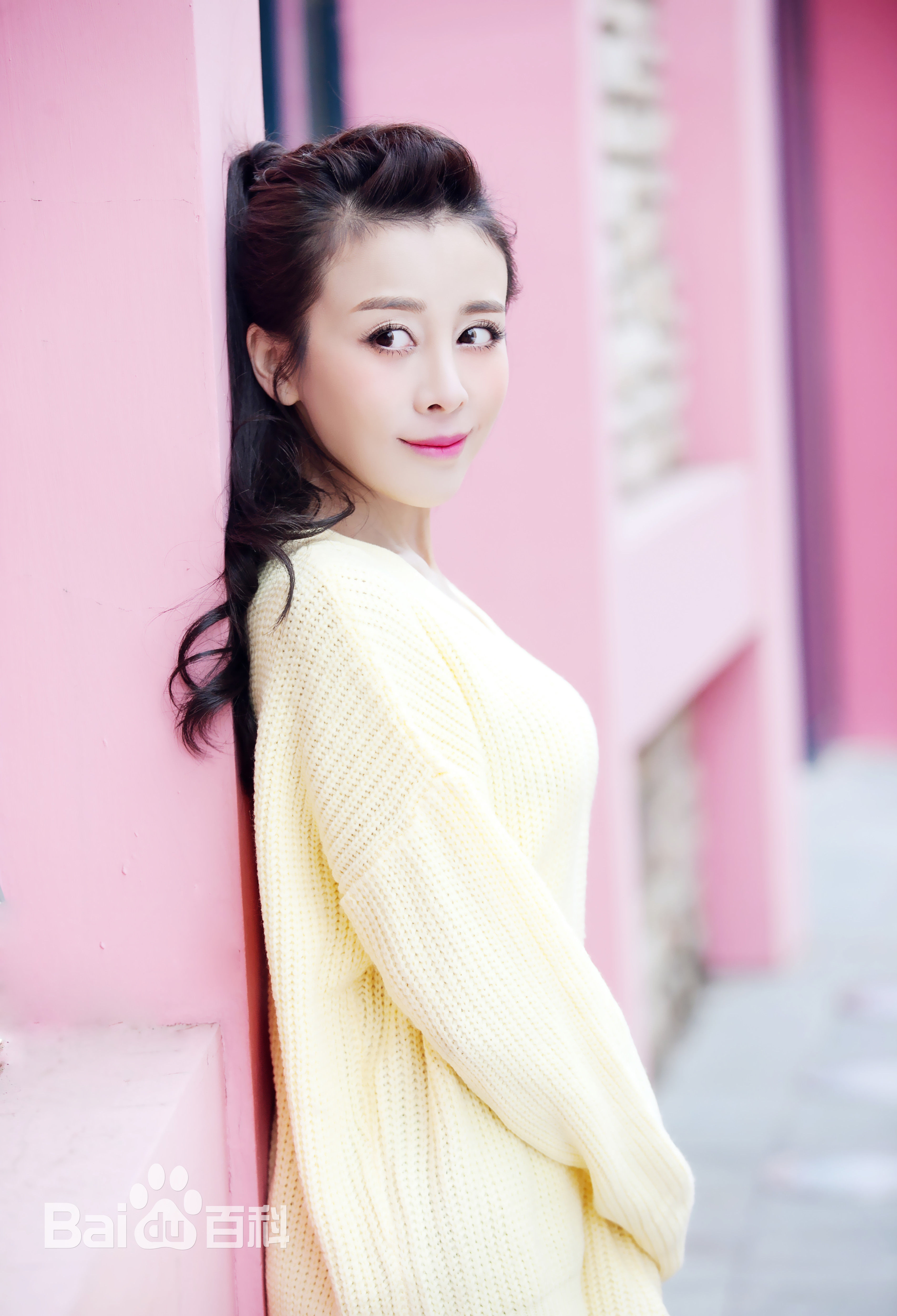 贾媛媛(YOLANDA JIA;JIAYUANYUAN)最新壁纸