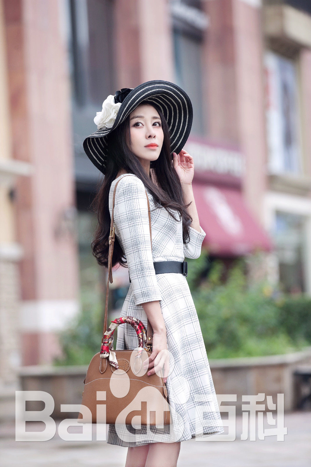 贾媛媛(YOLANDA JIA;JIAYUANYUAN)最新壁纸