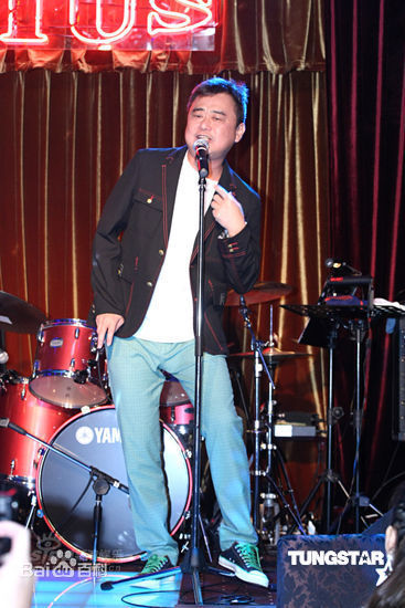 陈升(Bobby Chen)表演前后照片