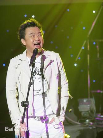 陈升(Bobby Chen)表演前后照片