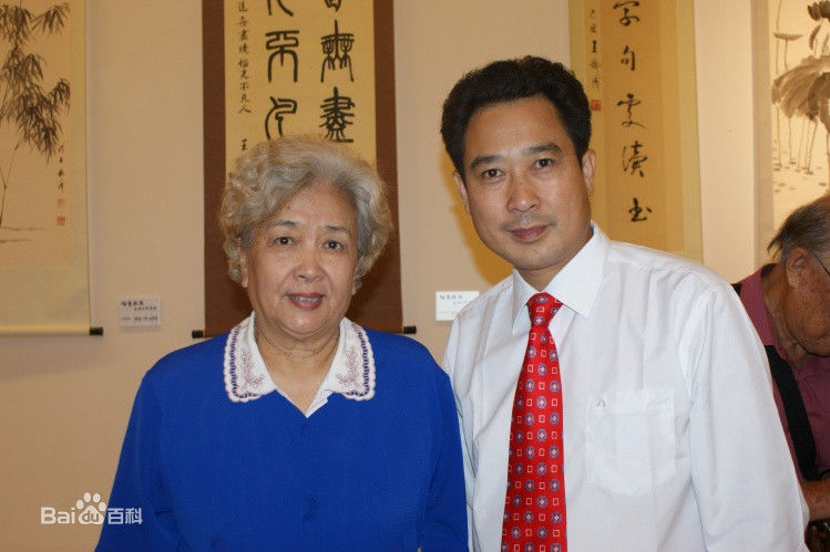 梁春书和他们在一起前后照片