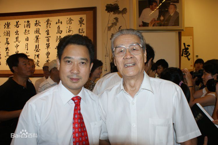 梁春书和他们在一起前后照片