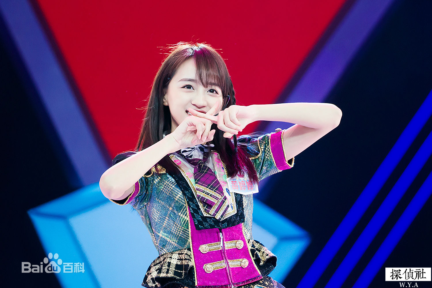 最新黄婷婷(Kotete)在《国民美少女》中的壁纸