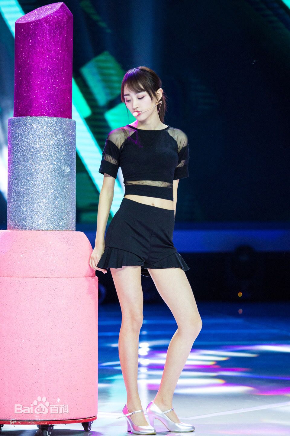 最新黄婷婷(Kotete)在《国民美少女》中的壁纸