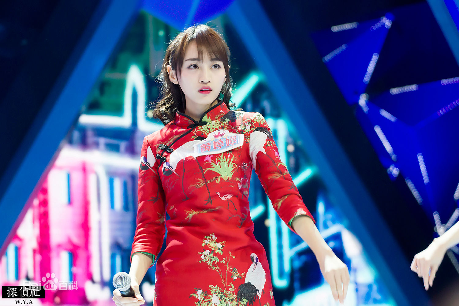 最新黄婷婷(Kotete)在《国民美少女》中的壁纸