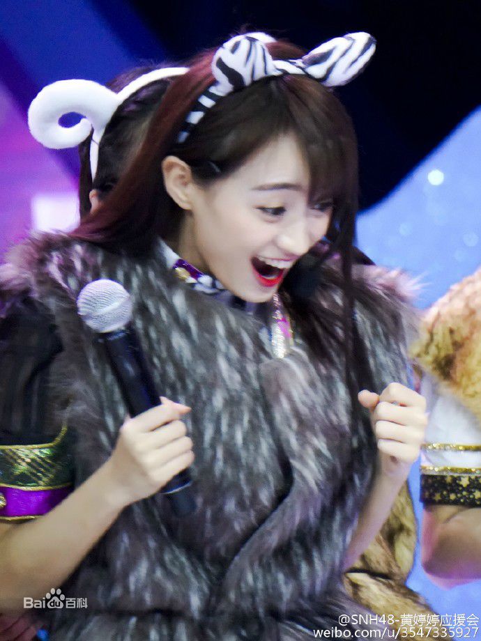 最新黄婷婷(Kotete)在《国民美少女》中的壁纸