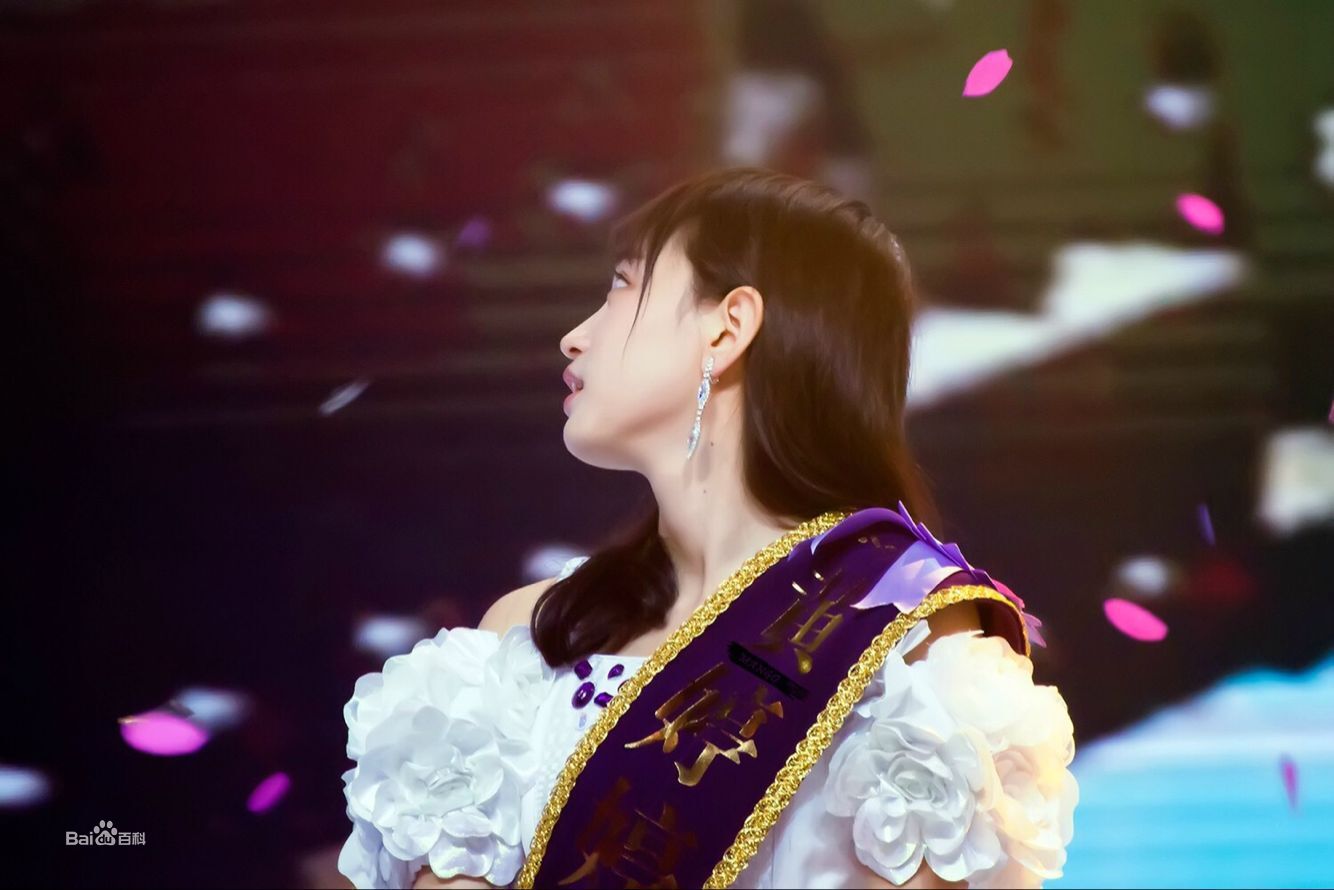 黄婷婷(Kotete)舞台表演性感图片图集