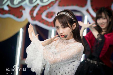 黄婷婷(Kotete)舞台表演性感图片图集