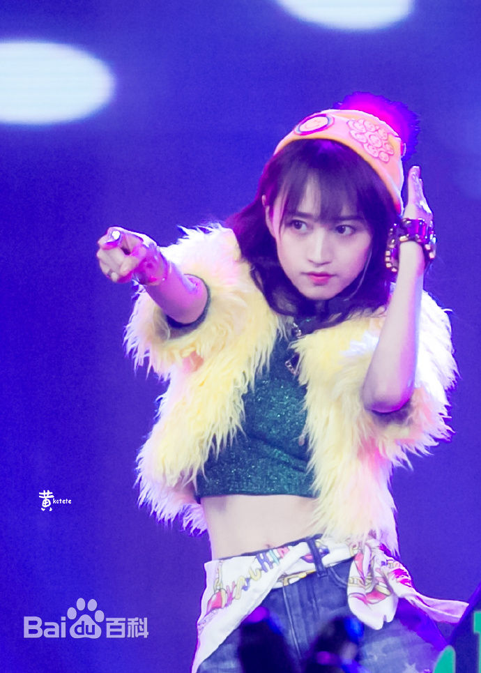 黄婷婷(Kotete)舞台表演性感图片图集