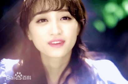 高清黄婷婷(Kotete)在《夜蝶》MV截图中的图集