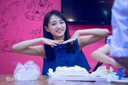 黄婷婷(Kotete)冷餐会素颜照相册