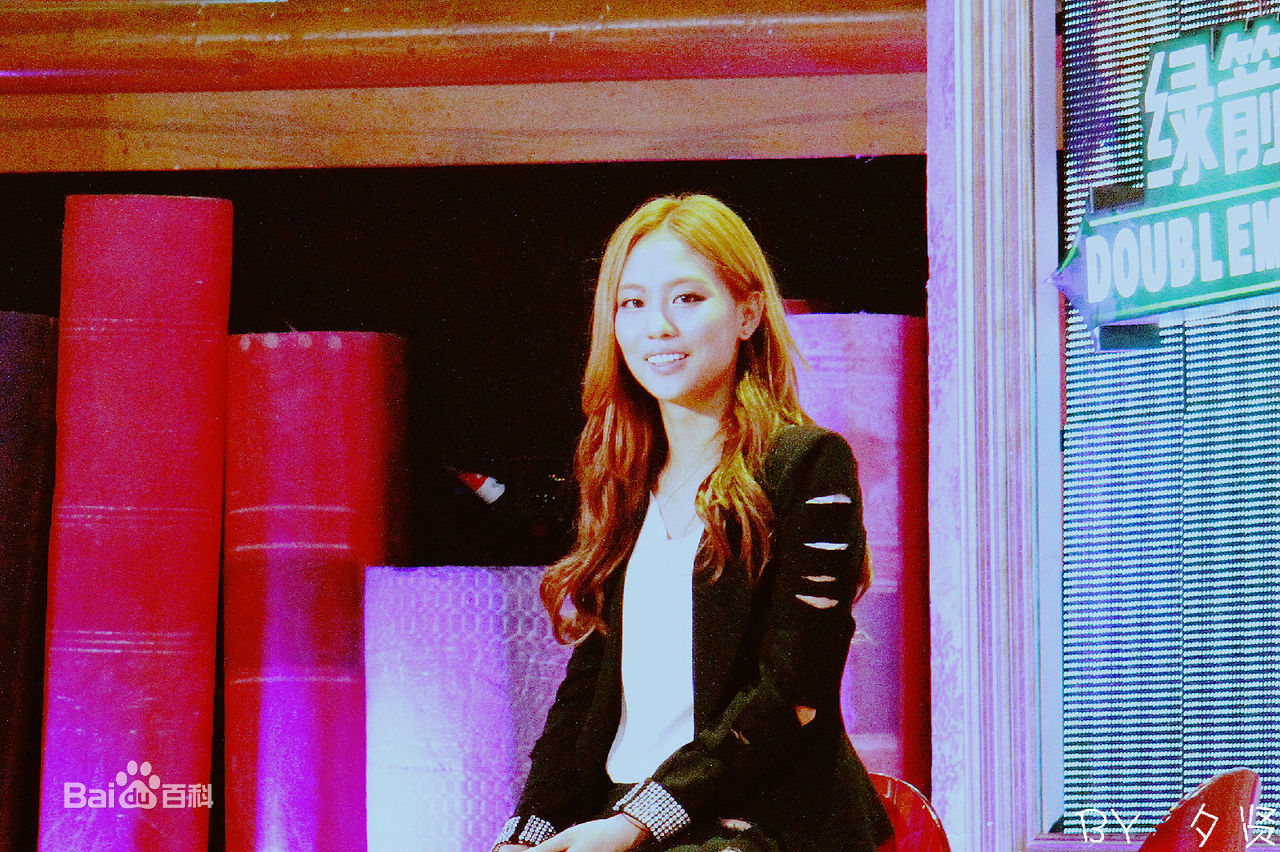 王霏霏(Fei)现场图片生活照