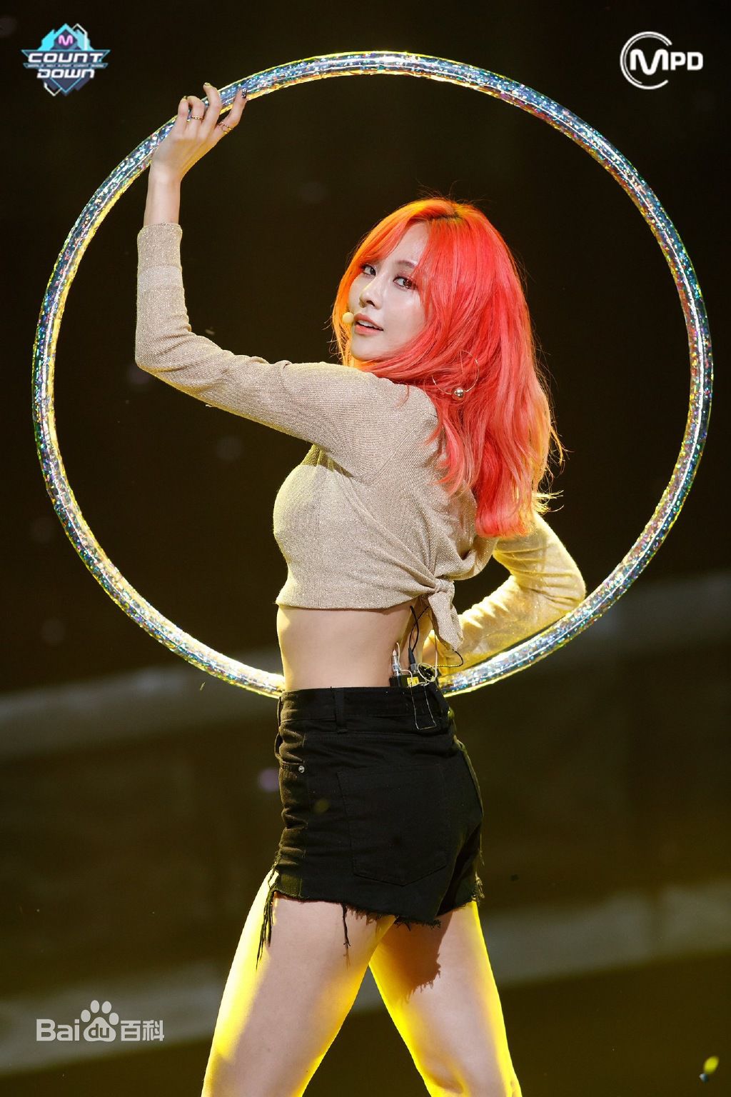 王霏霏(Fei)现场图片生活照