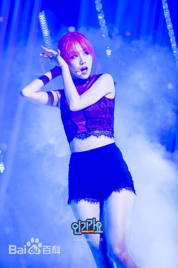 王霏霏(Fei)现场图片生活照