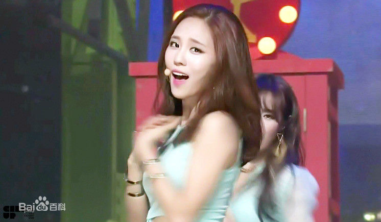 王霏霏(Fei)现场图片生活照