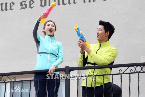 王霏霏(Fei)最新杂志图集