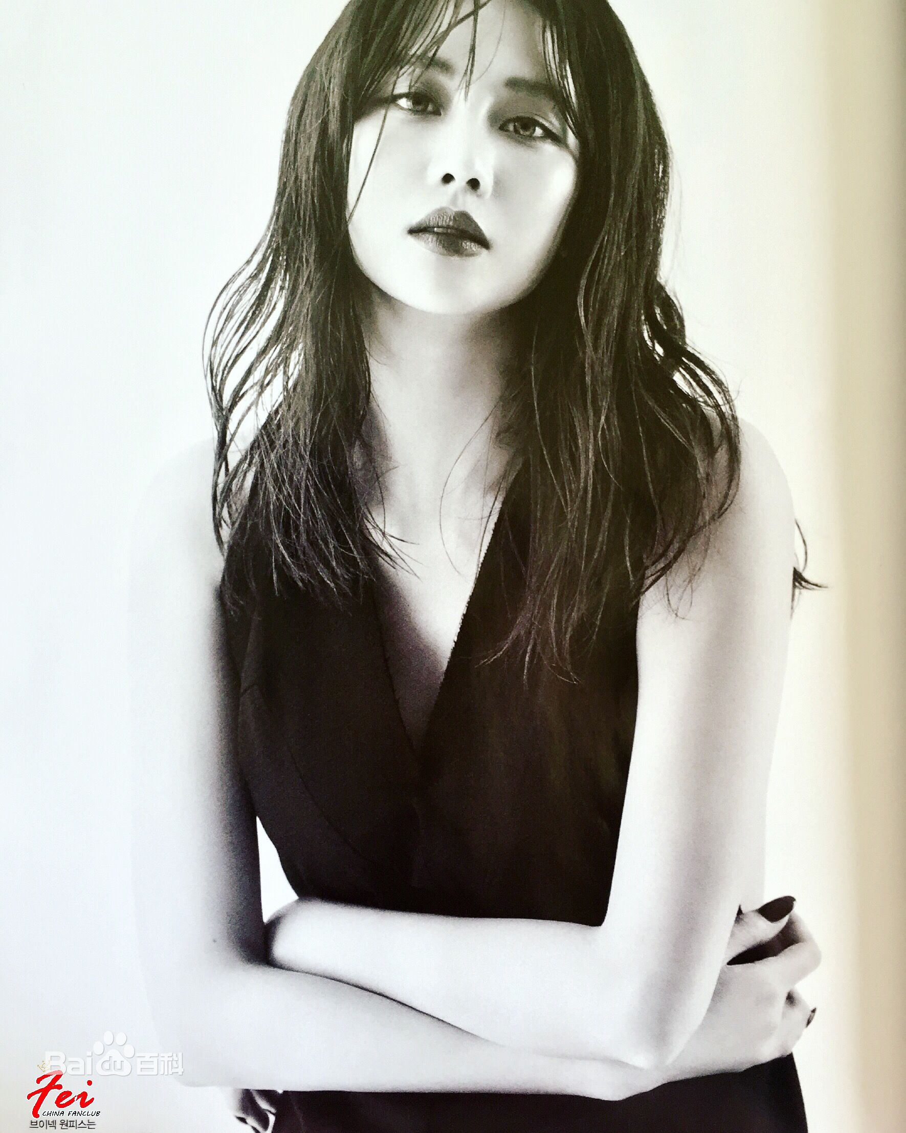 王霏霏(Fei)最新杂志图集