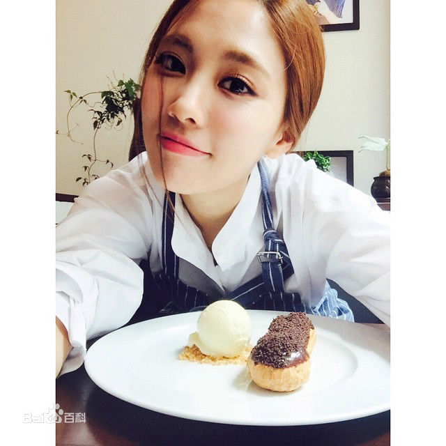 王霏霏(Fei)生活照前后照片