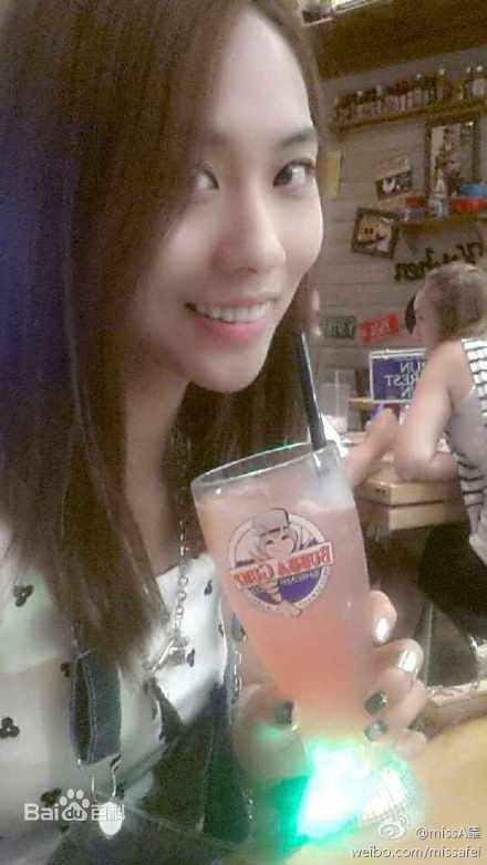 王霏霏(Fei)生活照前后照片