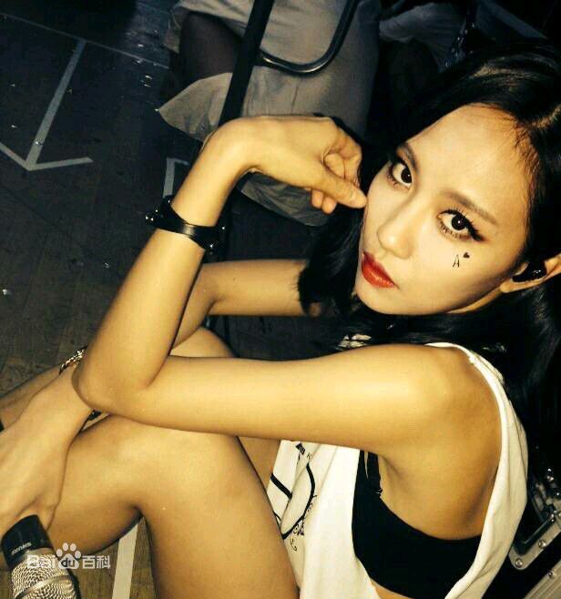 王霏霏(Fei)生活照前后照片