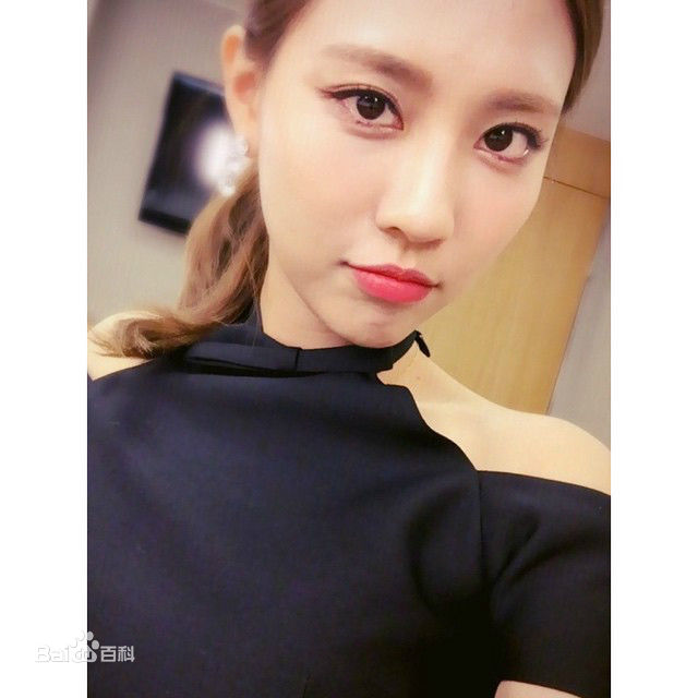 王霏霏(Fei)生活照前后照片