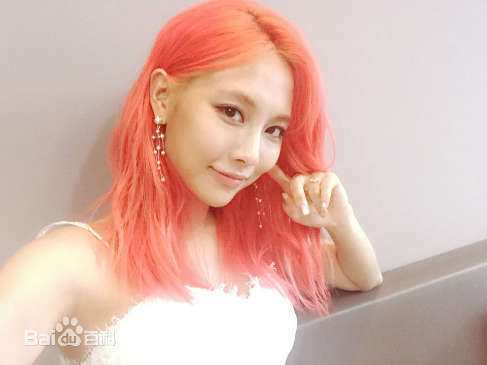 王霏霏(Fei)生活照前后照片