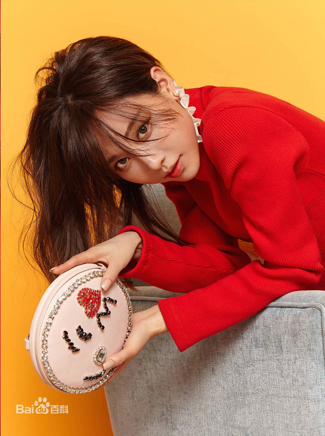 王霏霏(Fei)在《瑞丽》中的